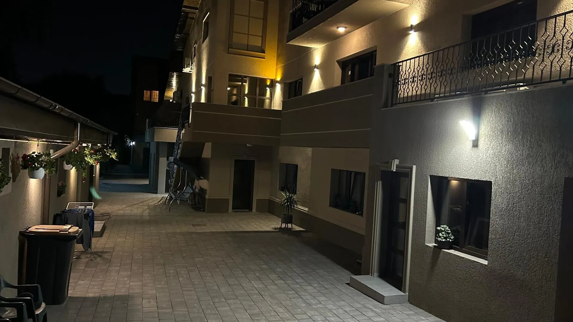 Valivillas Studio Bucharest Romania